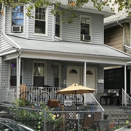 Classical American House 3 New York Extérieur photo
